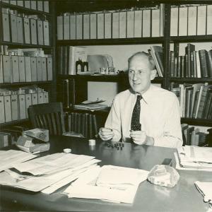 32-001
